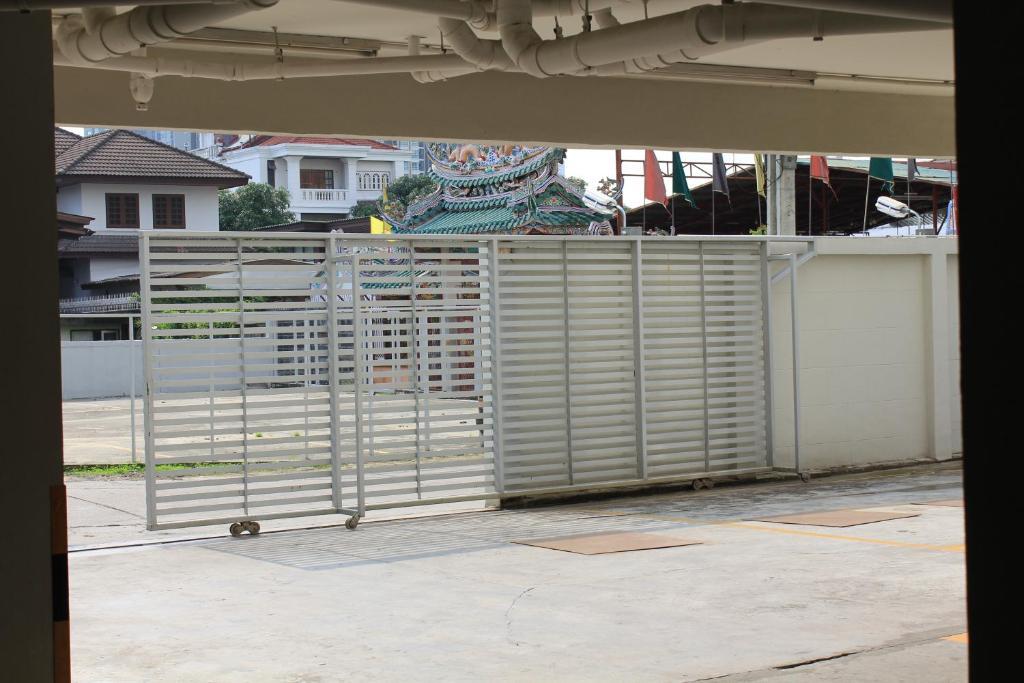 Utd Apartments Sukhumvit Ban Khlong Nang Li Exterior foto